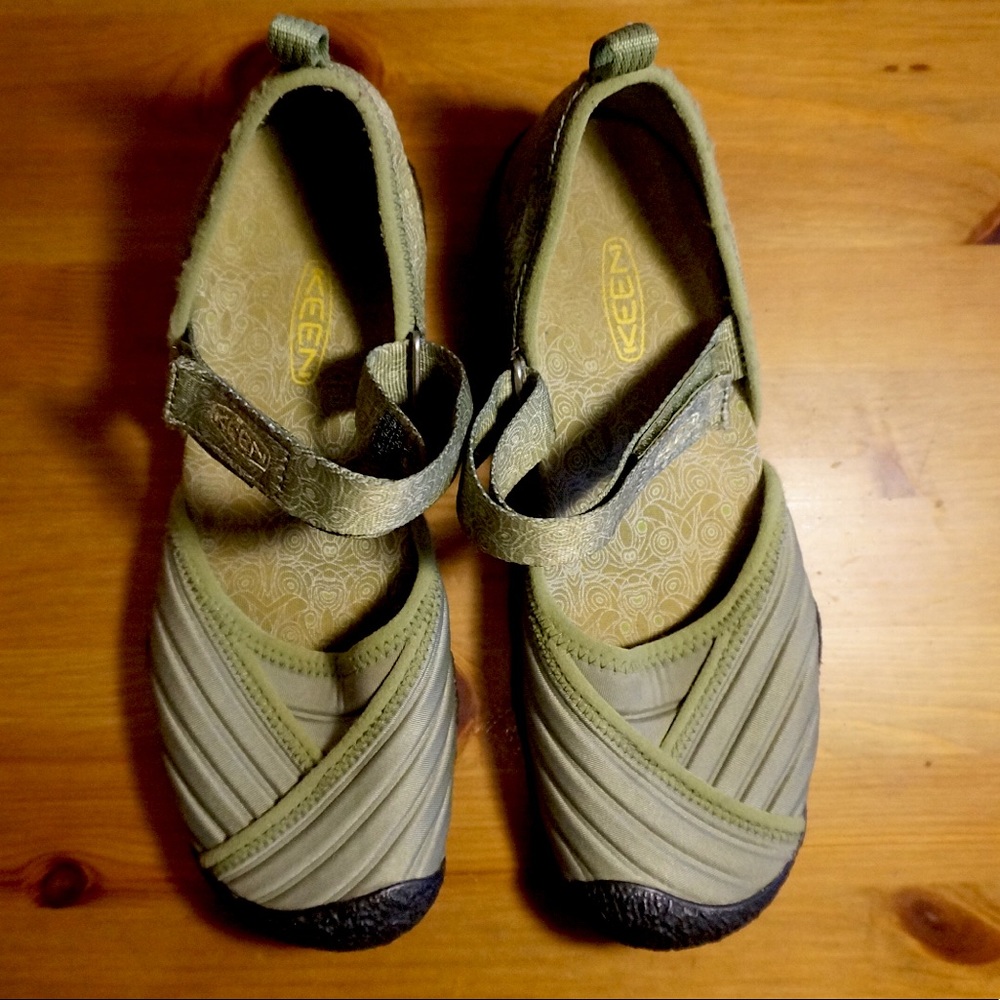 Keen Mary Jane style slip-on sandals